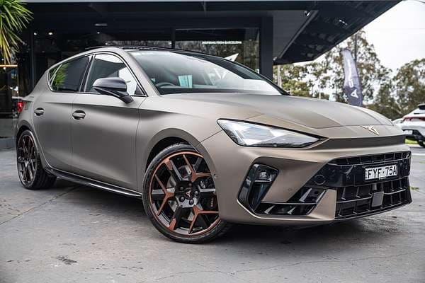 2025 CUPRA Leon